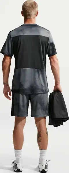 Футболка Nike ACADEMY+ DRI-FIT сіро-чорна IF2549-010