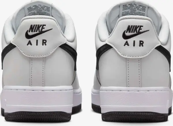 Кросівки Nike AIR FORCE 1'07 LV8 біло-чорно-блакитні IH4462-001