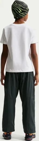 Футболка підліткова Nike SPORTSWEAR біла II0287-100