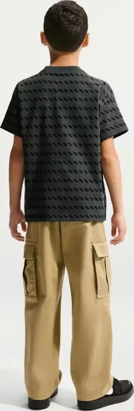 Футболка підліткова Nike SPORTSWEAR MAX90 темно-сіра IO8211-070