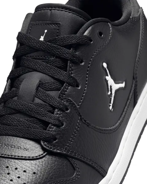 Кроссовки Nike JORDAN COURT CONNECT LOW черные IQ5698-001