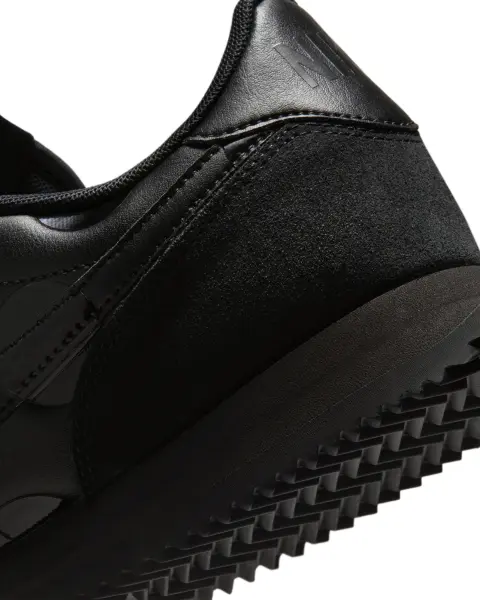 Кроссовки женские Nike CORTEZ черные IR1332-002