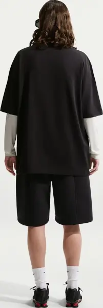 Футболка жіноча Nike SPORTSWEAR OVERSIZED чорна IR7836-010