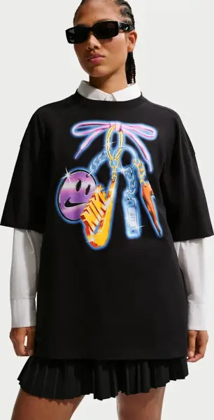 Футболка жіноча Nike SPORTSWEAR OVERSIZED чорна IR7848-010