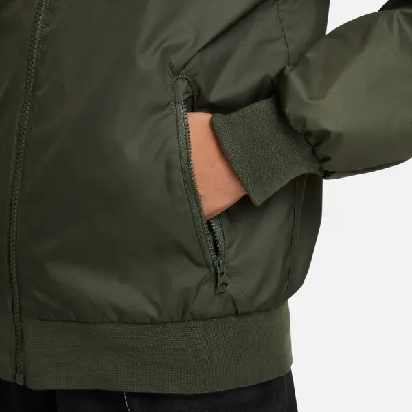 Ветровка подростковая Nike SPORTSWEAR WINDRUNNER LOOSE HIP-LENGTH оливково-светло-зеленая 850443-326