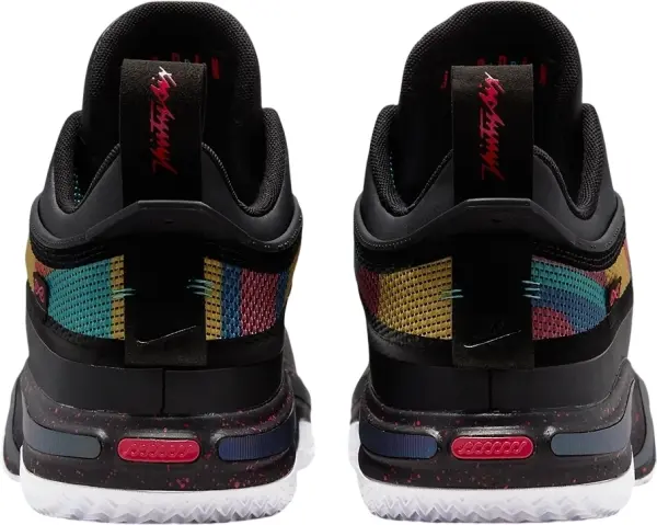 Кросівки баскетбольні Nike AIR JORDAN XXXVI LOW чорно-червоно-зелені DH0833-063