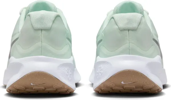 Кроссовки беговые женские Nike REVOLUTION 7 светло-зелено-серебряные FB2208-303