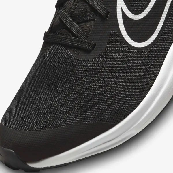 Кросівки бігові підліткові Nike AIR ZOOM ARCADIA 2 (GS) чорно-білі DM8491-002