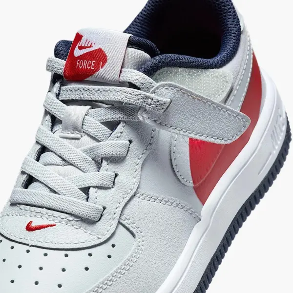 Кроссовки детские Nike AIR FORCE 1 LOW LV8 EASYON (PS) серо-красно-темно-синие FV7856-001