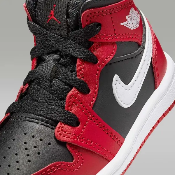 Кроссовки детские Nike JORDAN 1 MID (TD) красно-черно-белые DQ8425-061