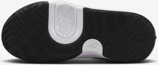 Кроссовки детские Nike TEAM HUSTLE D 11 (PS) черно-белые DV8994-002