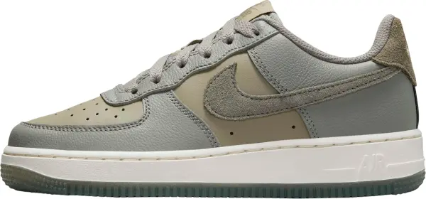 Кросівки підліткові Nike AIR FORCE 1 LV8 (GS) оливково-сірі FQ6948-001