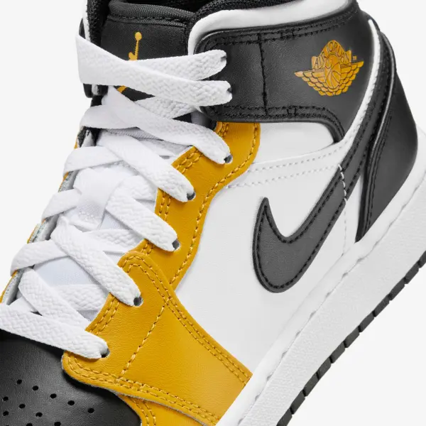 Кросівки підліткові Nike AIR JORDAN 1 MID (GS) жовто-біло-чорні DQ8423-701