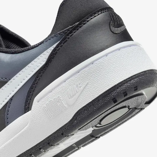 Кросівки підліткові Nike FULL FORCE LOW (GS) чорно-сіро-білі FV5929-001