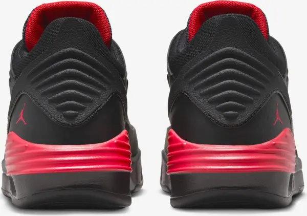 Кросівки підліткові Nike JORDAN MAX AURA 5 (GS) чорно-червоні DZ4352-006