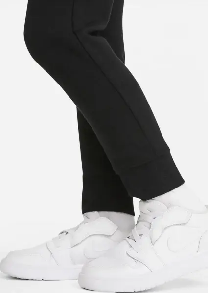 Спортивный костюм детский Nike ESSENTIALS FLEECE красно-черный 85A744-023