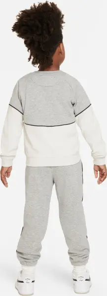 Спортивный костюм детский Nike SPORTSWEAR AMPLIFY FRENCH TERRY CREW молочно-серый 86L198-042