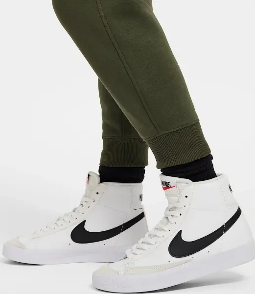 Спортивний костюм підлітковий Nike SPORTSWEAR CLUB FLEECE оливковий FD3114-325