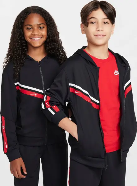 Спортивний костюм підлітковий Nike SPORTSWEAR CLUB чорно-червоно-білий FZ4906-010__FZ4911-010
