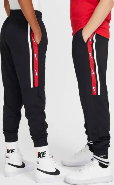 Спортивний костюм підлітковий Nike SPORTSWEAR CLUB чорно-червоно-білий FZ4906-010__FZ4911-010