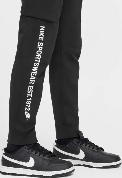 Спортивний костюм підлітковий Nike SPORTSWEAR STANDARD ISSUE чорний HM4339-010__HM4337-010