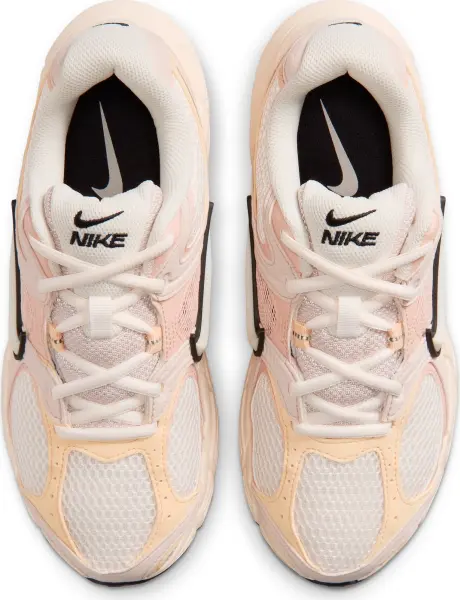 Кроссовки женские Nike V5 RNR персиково-оранжевые II6294-102