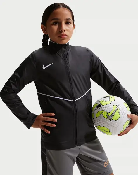 Вітровка підліткова Nike PARK 26 чорно-біла HM7269-010