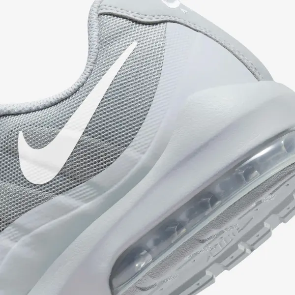 Кросівки Nike AIR MAX INVIGOR сірі 749680-005