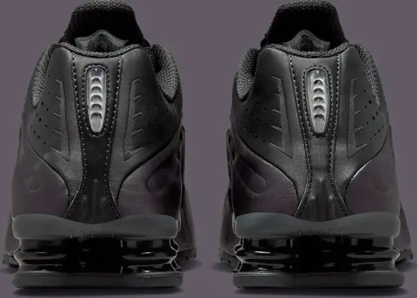 Кросівки Nike SHOX R4 темно-фіолетово-чорні HQ1988-500