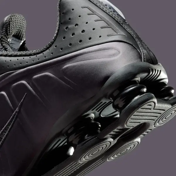 Кросівки Nike SHOX R4 темно-фіолетово-чорні HQ1988-500