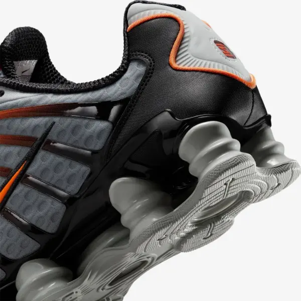 Кроссовки Nike SHOX TL серо-черно-оранжевые AV3595-011