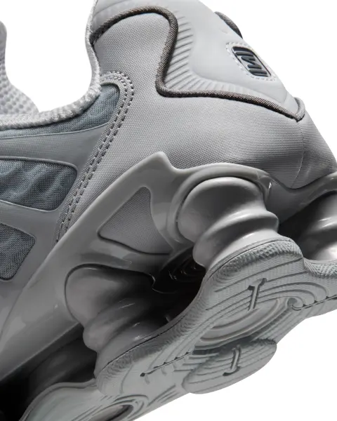 Кросівки Nike SHOX TL сірі AV3595-015