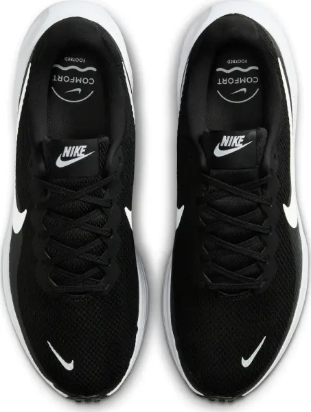 Кросівки бігові Nike REVOLUTION 8 EXTRA WIDE чорно-білі HQ1996-001