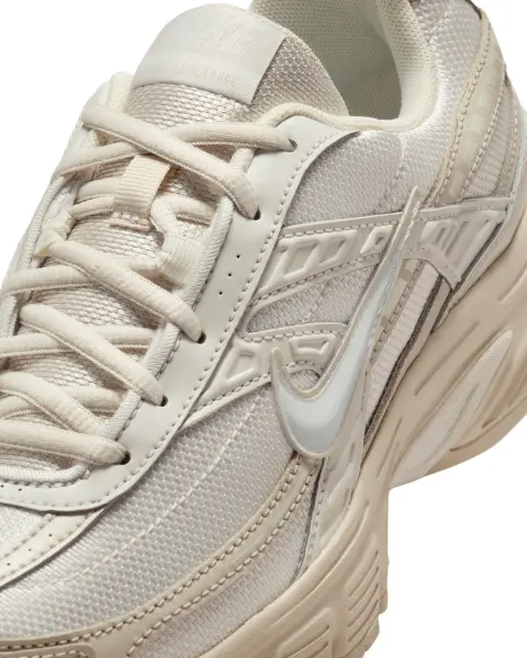 Кроссовки женские Nike INITIATOR бежевые 394053-103