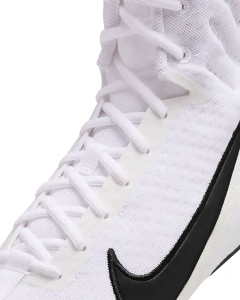 Боксерки Nike MACHOMAI 3 біло-чорні HF7333-101