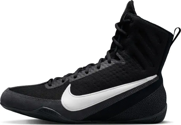 Боксерки Nike MACHOMAI 3 чорно-білі HF7333-001