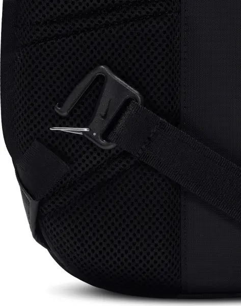 Сумка через плече Nike COMMUTE SLING BAG 8L чорна FZ6132-011