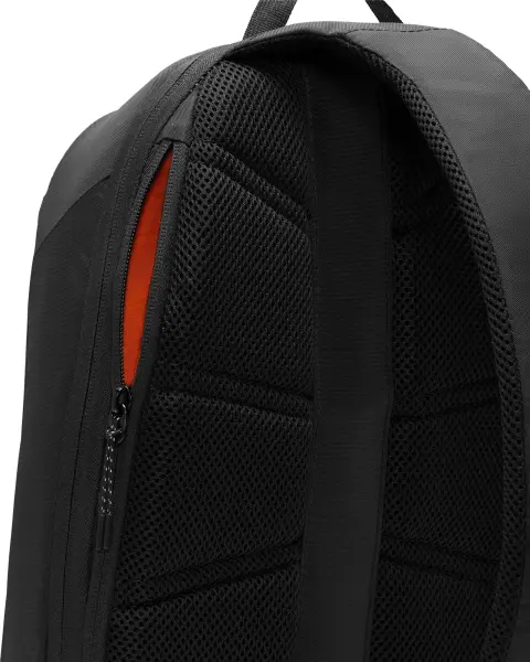 Сумка через плече Nike COMMUTE SLING BAG 8L чорна FZ6132-011