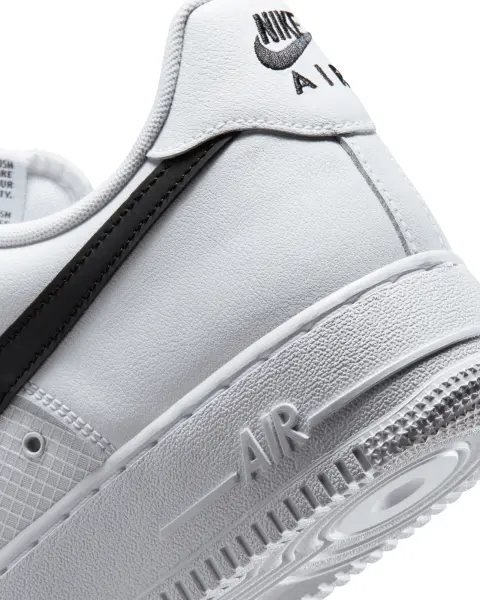 Кроссовки Nike AIR FORCE 1 '07 LV8 бело-черные IR0952-100
