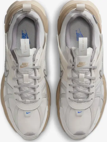 Кроссовки женские Nike V2K RUN GORE-TEX WATERPROOF светло-серо-бежевые FZ2622-002