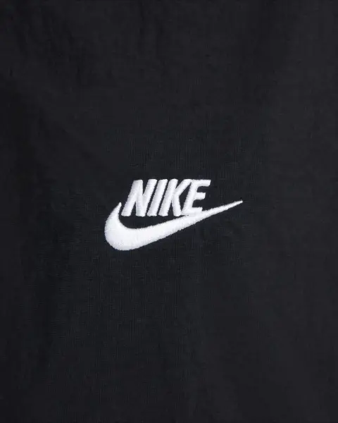 Ветровка Nike CLUB OVERSIZED WOVEN черная HQ6109-010