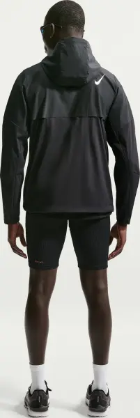 Вітровка для бігу Nike AEROSWIFT STORM-FIT AEROGAMI чорна FZ9039-010
