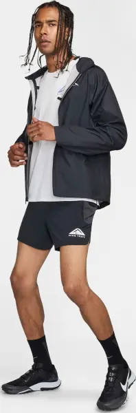 Ветровка для бега Nike COSMIC PEAKS STORM-FIT ADV черная FZ1084-010