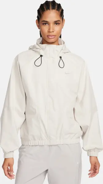 Ветровка для бега женская Nike STORM-FIT SWIFT молочная FB7492-104