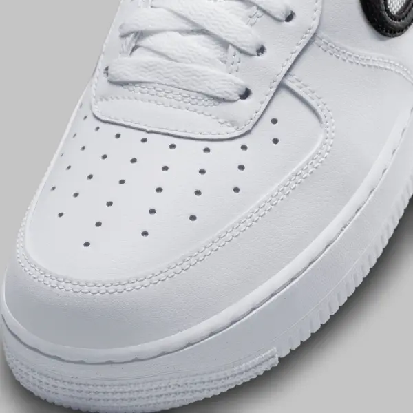 Кроссовки Nike AIR FORCE 1 '07 FM бело-черные DR0143-101