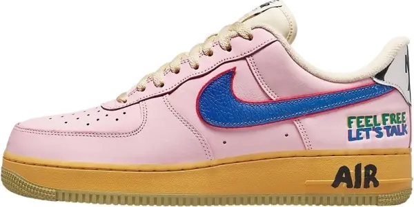 Кросівки Nike AIR FORCE 1'07 світло-рожеві DX2667-600