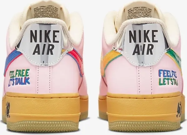 Кросівки Nike AIR FORCE 1'07 світло-рожеві DX2667-600
