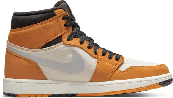 Кросівки Nike AIR JORDAN 1 ELEMENT GORE-TEX оранжево-біло-чорні DB2889-700