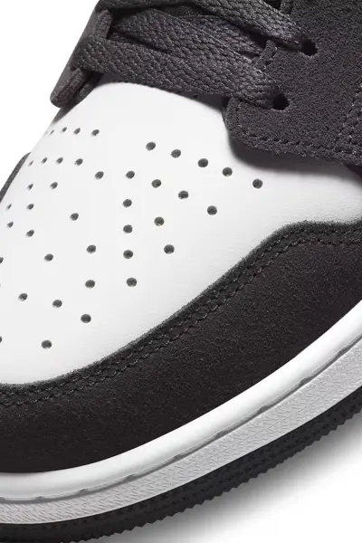 Кроссовки Nike AIR JORDAN 1 ZOOM CMFT разноцветные CT0978-016
