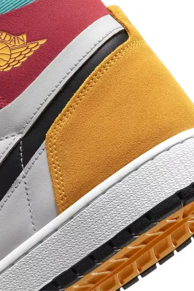 Кроссовки Nike AIR JORDAN 1 ZOOM CMFT разноцветные CT0978-016